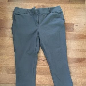 Loft size 12 julie skinny fit ankle pant.